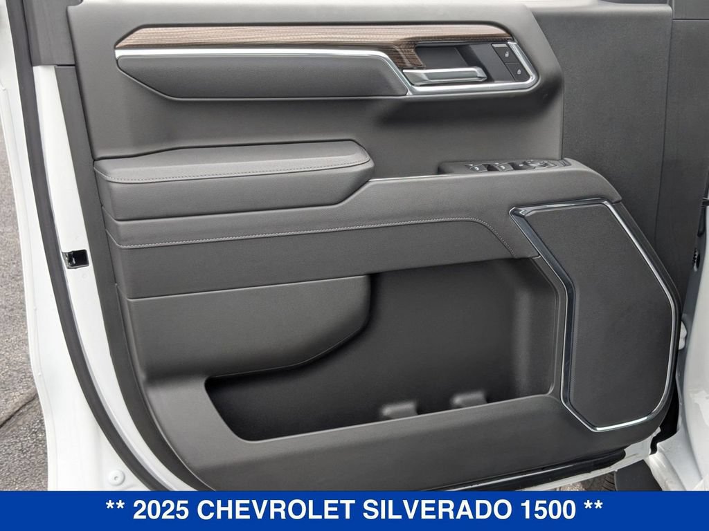 New 2025 Chevrolet Silverado 1500 LT AWD/4WD image 11