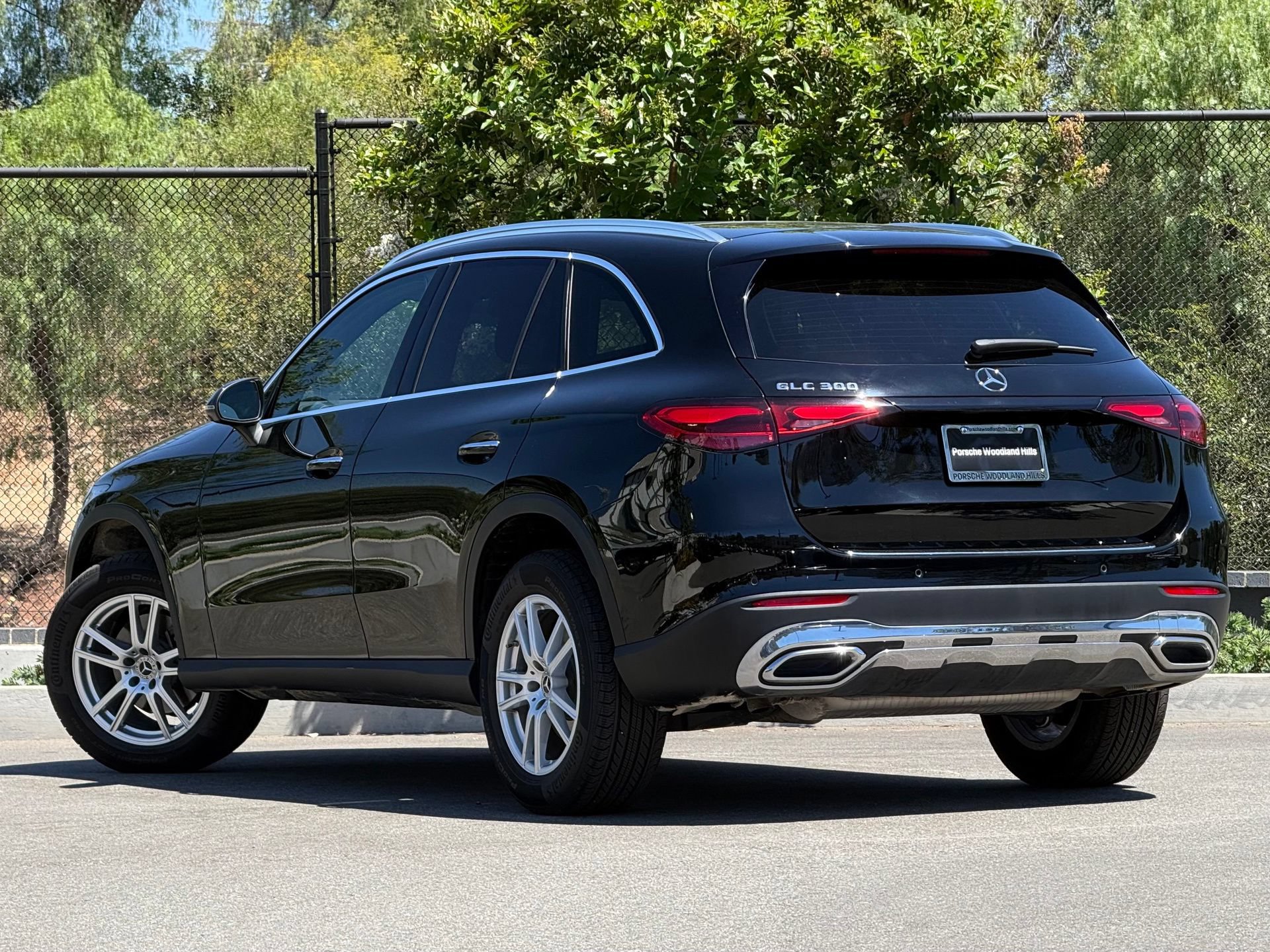 Used 2023 Mercedes-Benz GLC 300 image 3