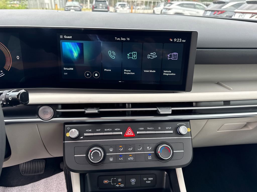 New 2026 Hyundai Tucson SE image 17