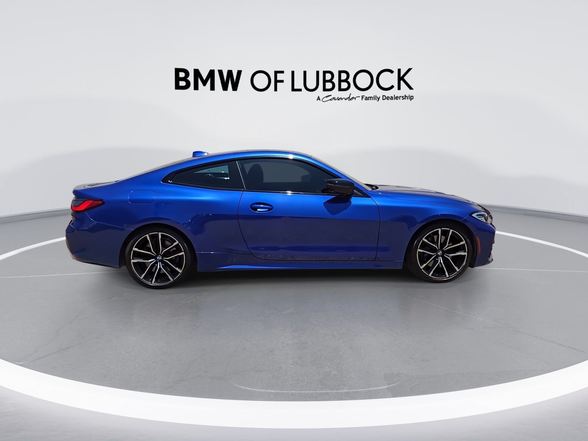 Used 2021 BMW 430i Coupe w/ M Sport Package RWD image 9