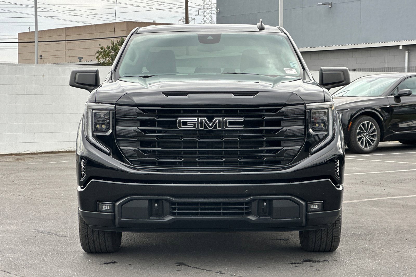 Used 2024 GMC Sierra 1500 Elevation w/ LPO, Elevation Black Package image 8