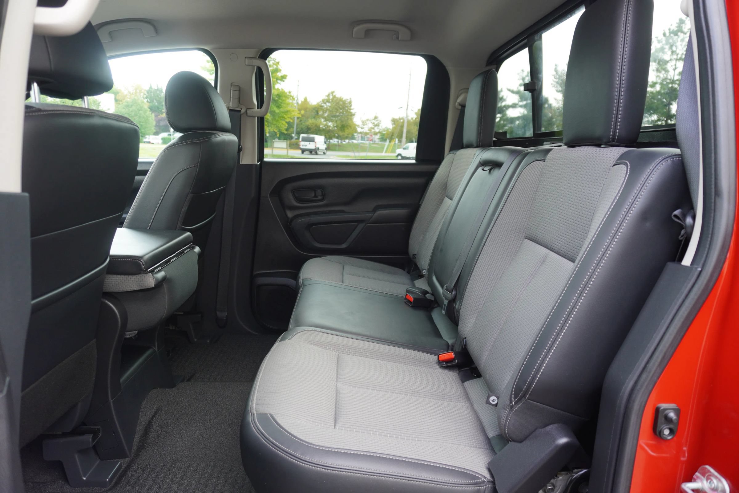 Used 2021 Nissan Titan S w/ S Utility Package AWD/4WD image 10