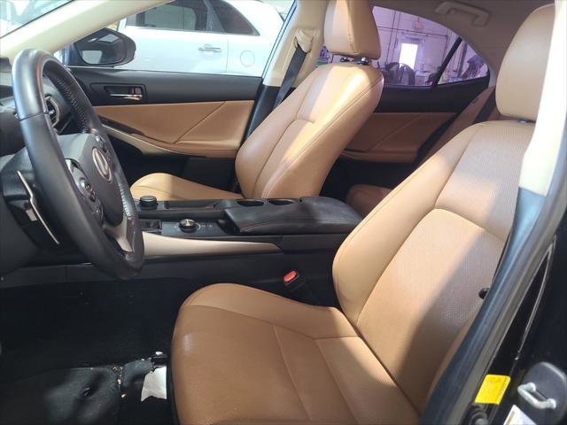 Used 2016 Lexus IS 200t RWD image 12
