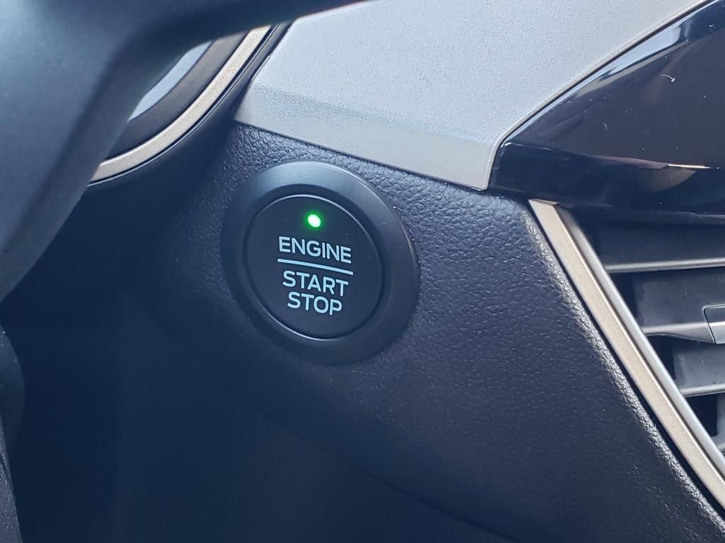Used 2020 Ford Escape SE image 38