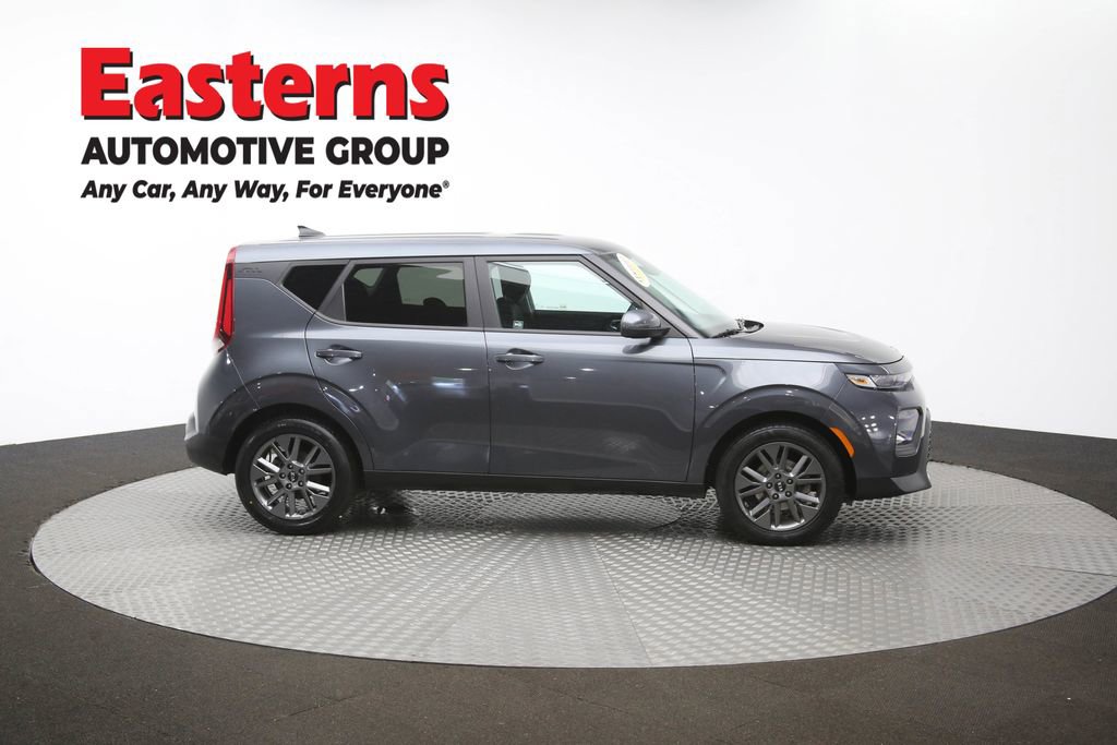 Used 2021 Kia Soul S FWD image 47