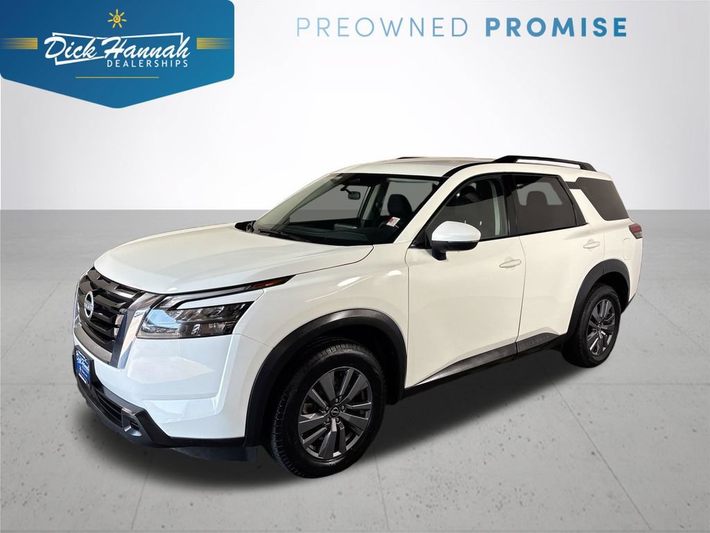 Used 2024 Nissan Pathfinder SV