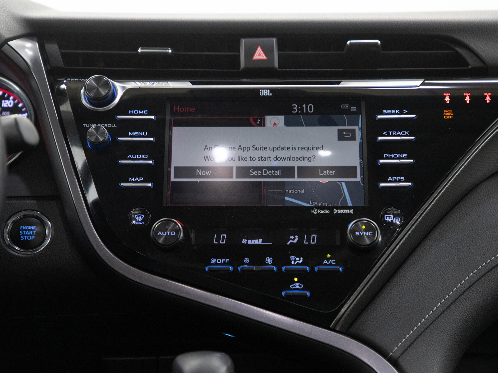 Used 2019 Toyota Camry XSE w/ Driver Assist Package FWD image 16