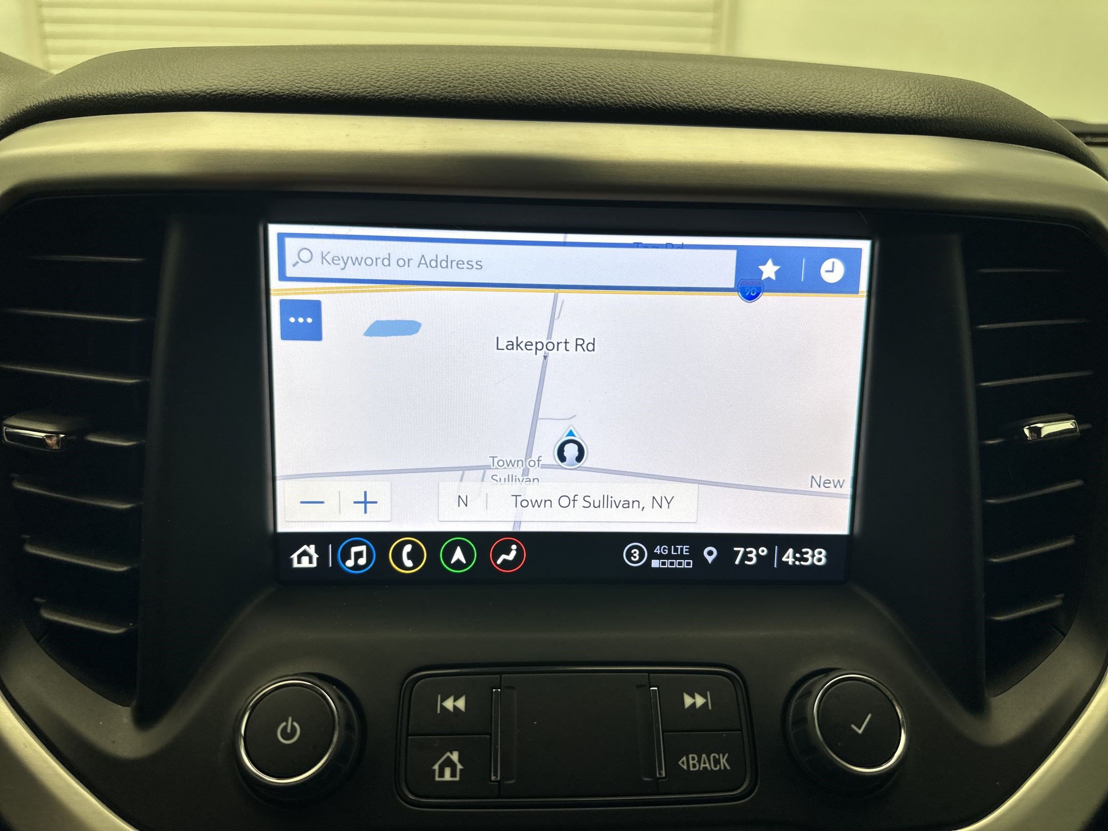 Certified 2022 GMC Acadia SLE w/ Driver Convenience Package AWD/4WD image 19