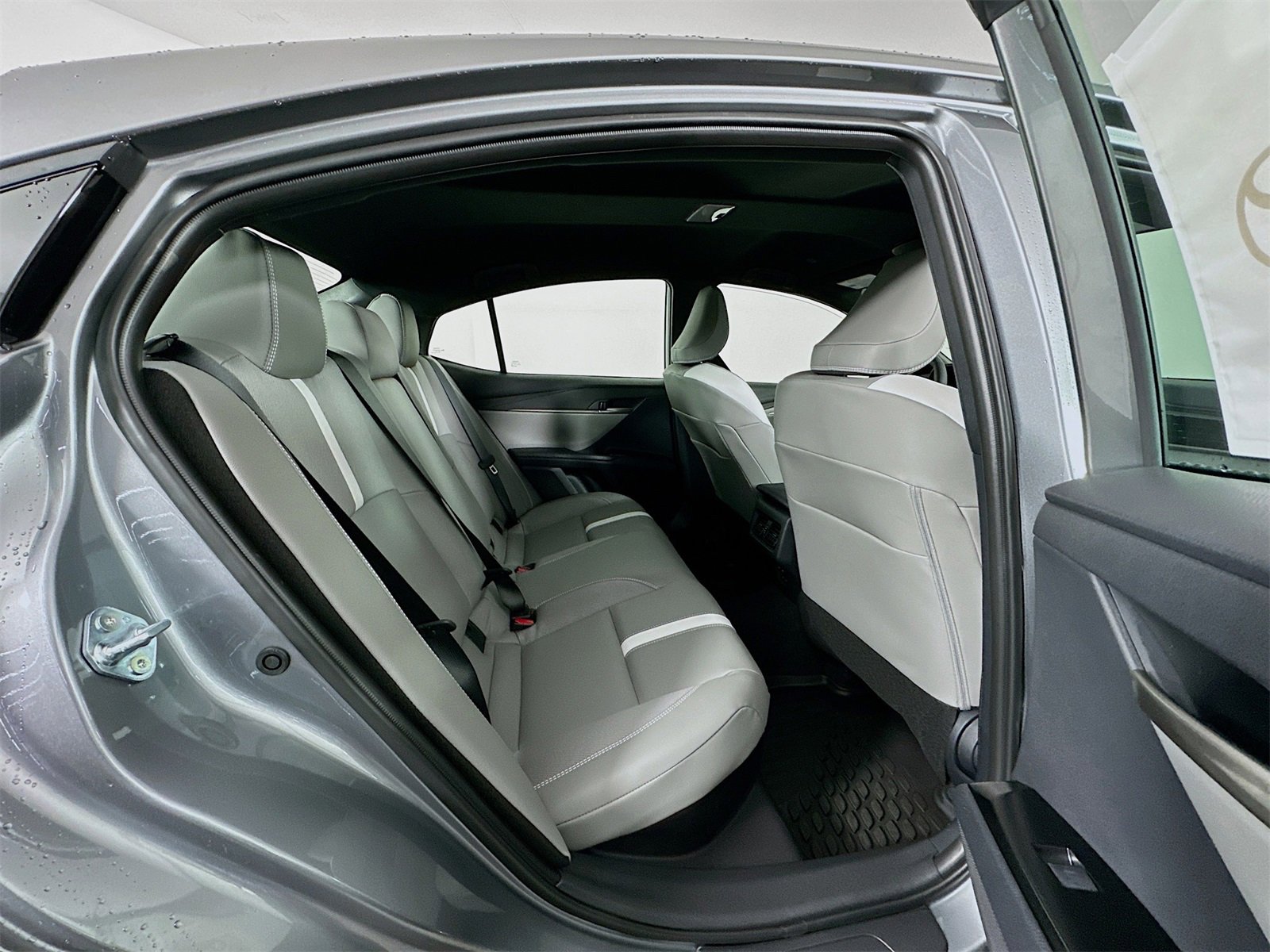 New 2026 Toyota Camry SE image 26