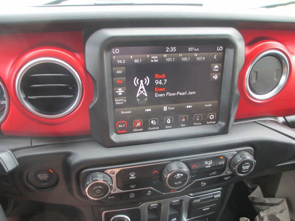 Used 2023 Jeep Wrangler Rubicon w/ Safety Group AWD/4WD image 24