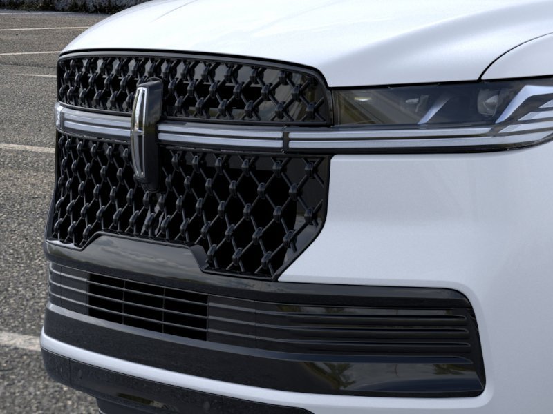 New 2026 Lincoln Navigator Black Label AWD/4WD image 17
