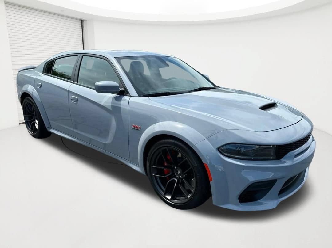 Used 2022 Dodge Charger Scat Pack RWD image 3