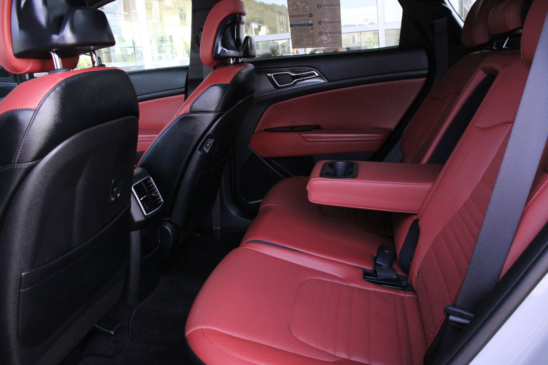 Used 2023 Kia Sportage SX FWD image 17