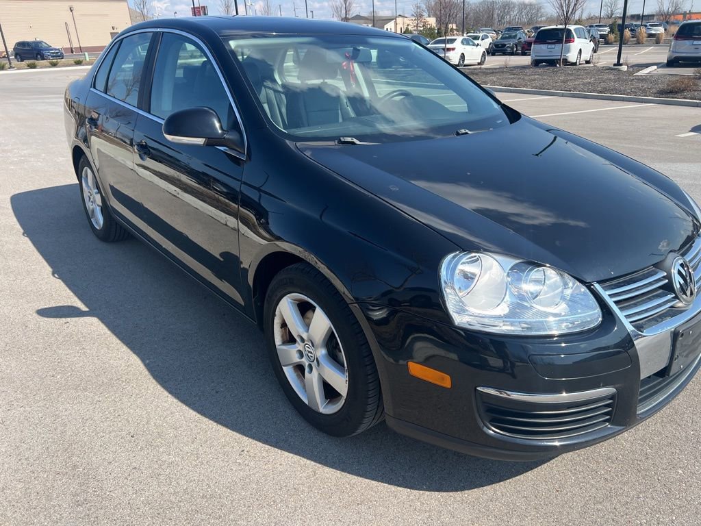 Used 2009 Volkswagen Jetta SE image 1
