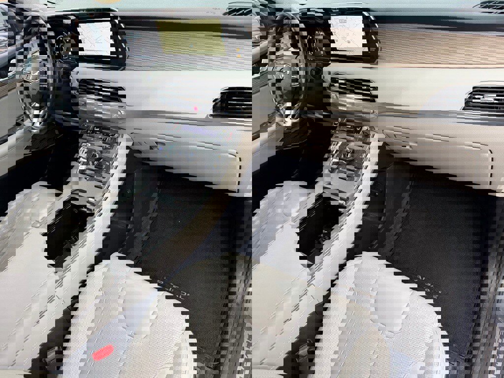 Used 2021 Hyundai Palisade Limited image 25