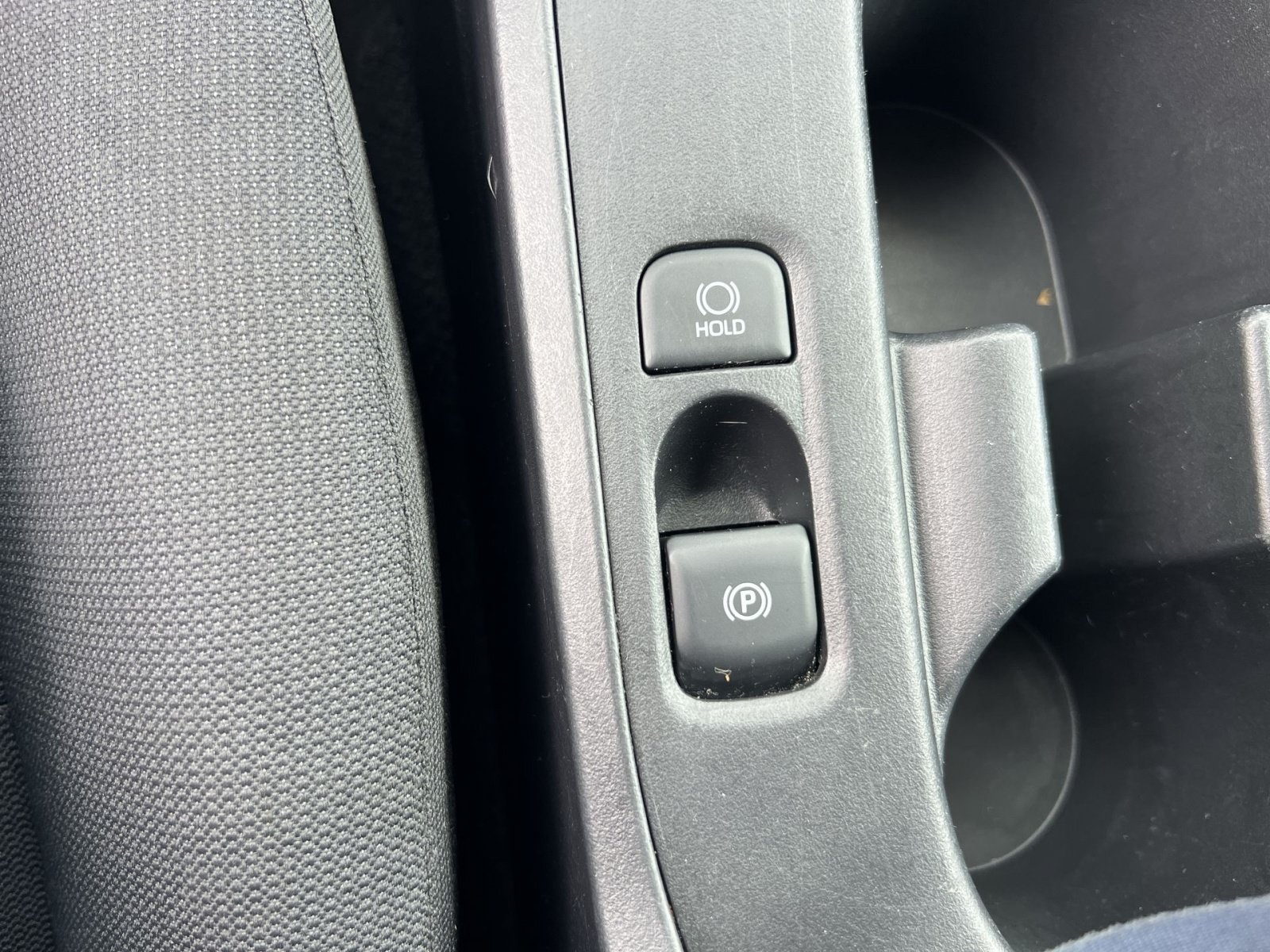 Used 2025 Toyota Corolla LE FWD image 31