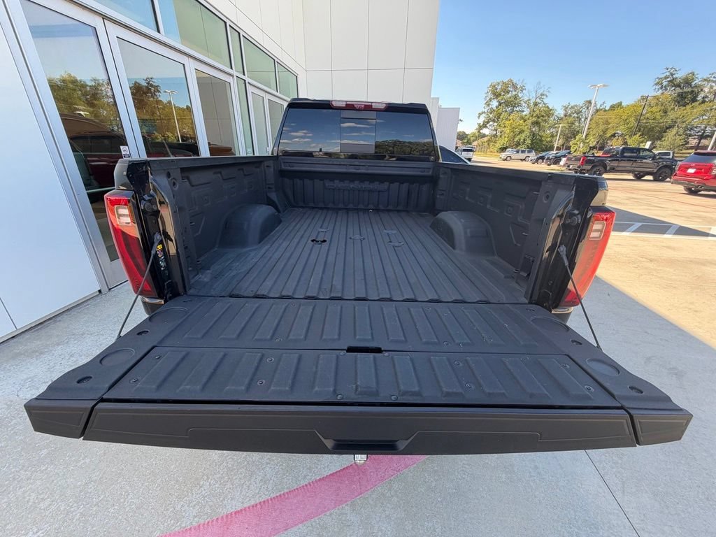 Used 2024 GMC Sierra 2500 Denali Ultimate w/ Max Trailering Package AWD/4WD image 13