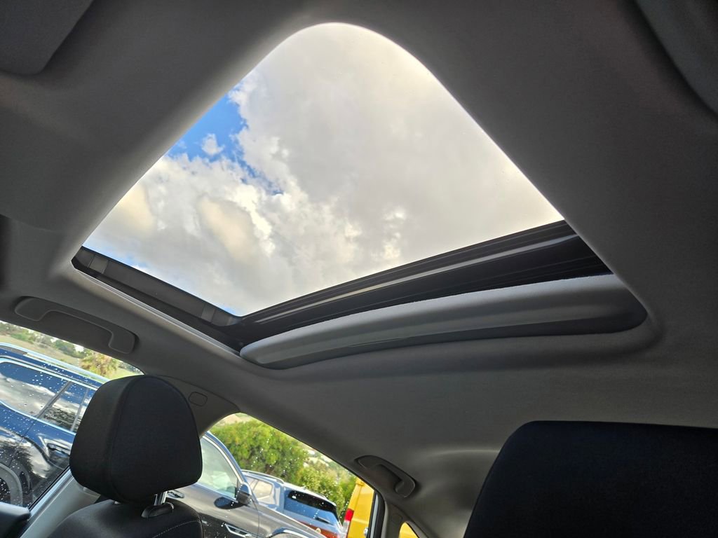 Used 2022 Honda Civic EX image 17