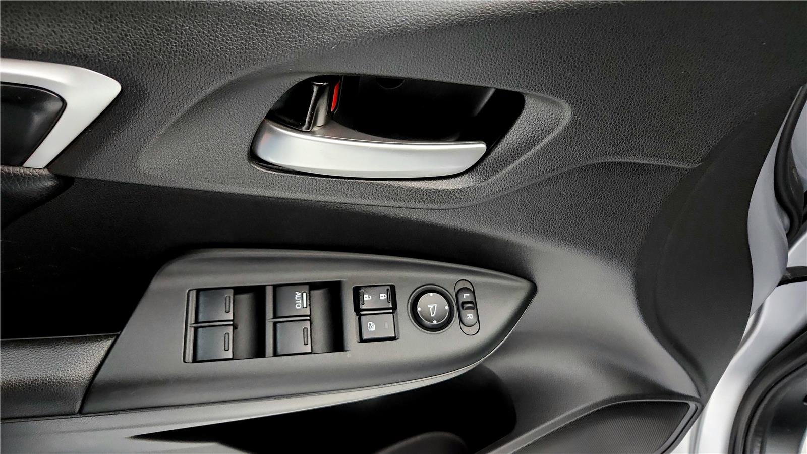 Used 2017 Honda Fit EX-L image 22