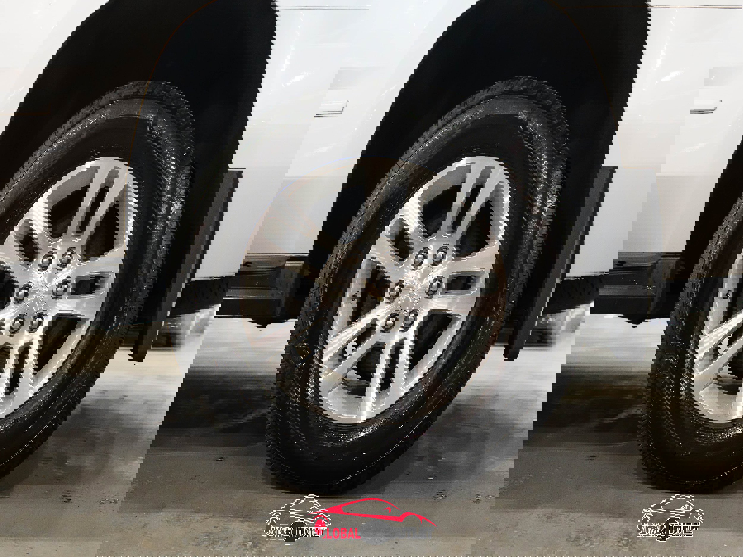 Used 2018 Chevrolet Tahoe LT w/ Luxury Package image 12