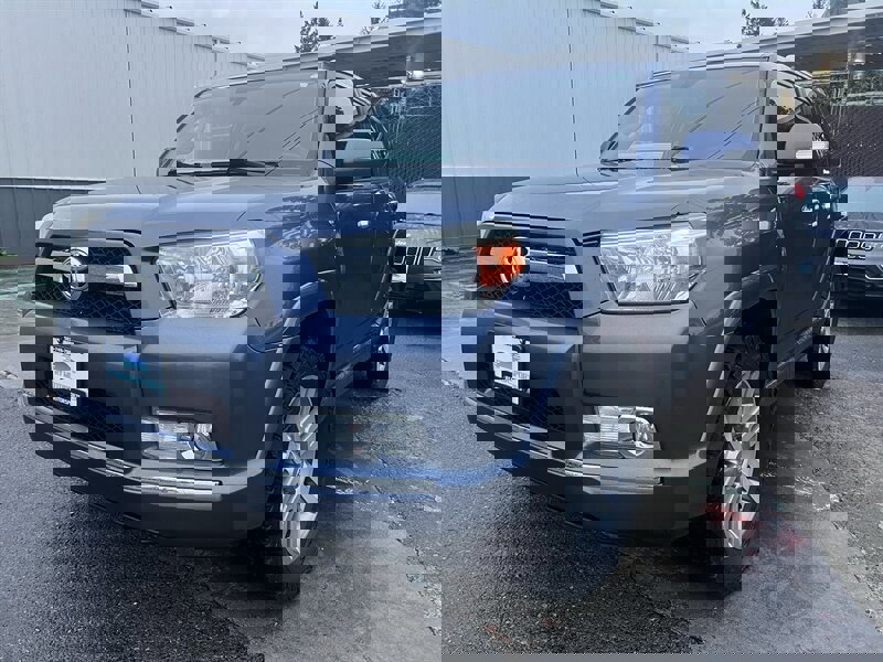 Used 2011 Toyota 4Runner Limited image 1