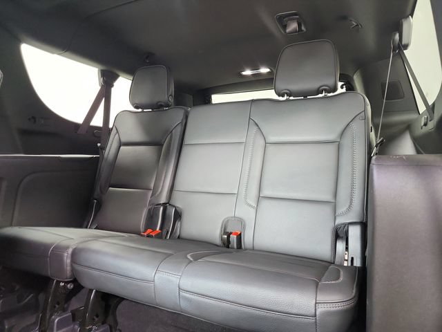 Used 2025 GMC Yukon XL Denali RWD image 12