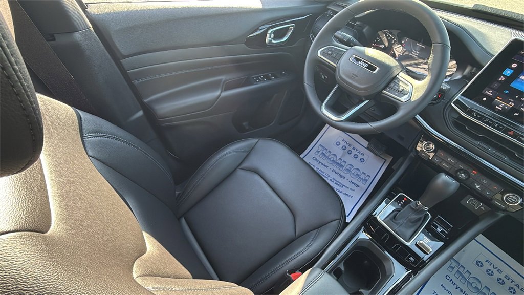 New 2026 Jeep Compass Limited image 15