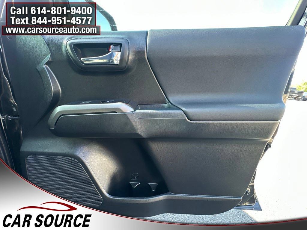 Used 2017 Toyota Tacoma TRD Sport w/ Tow Package (A/T) AWD/4WD image 33