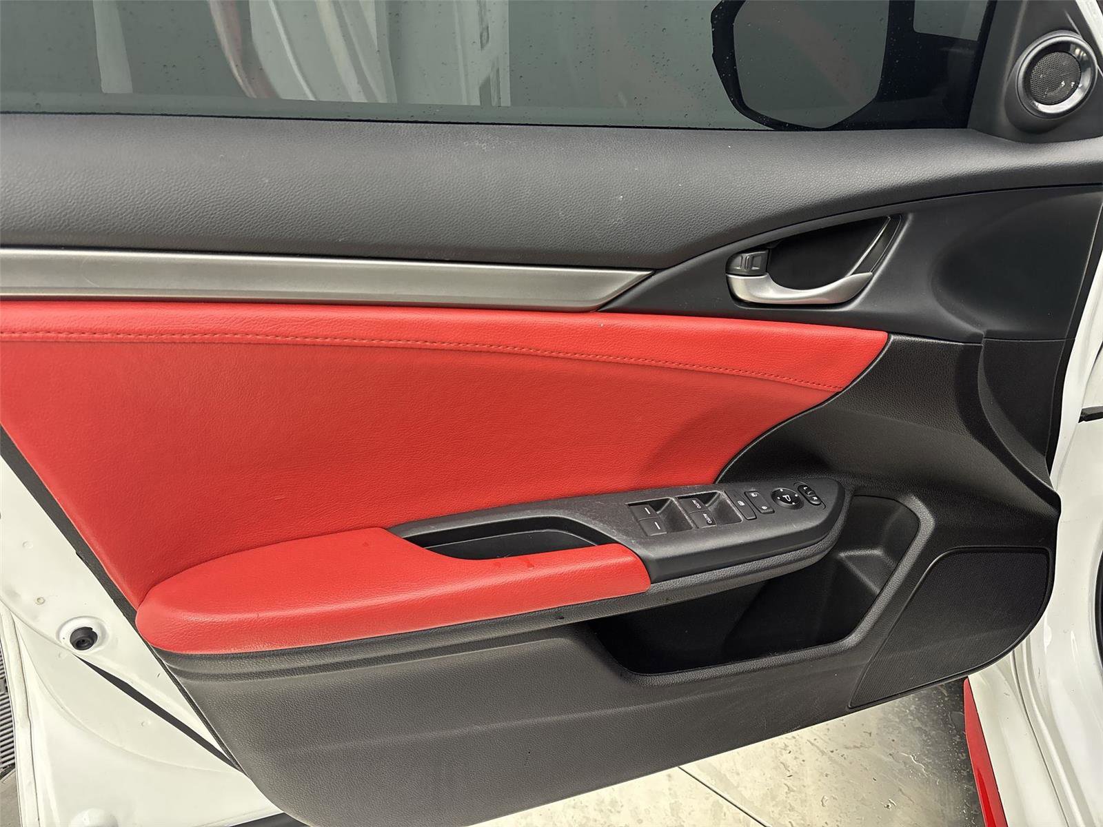 Used 2018 Honda Civic EX image 26