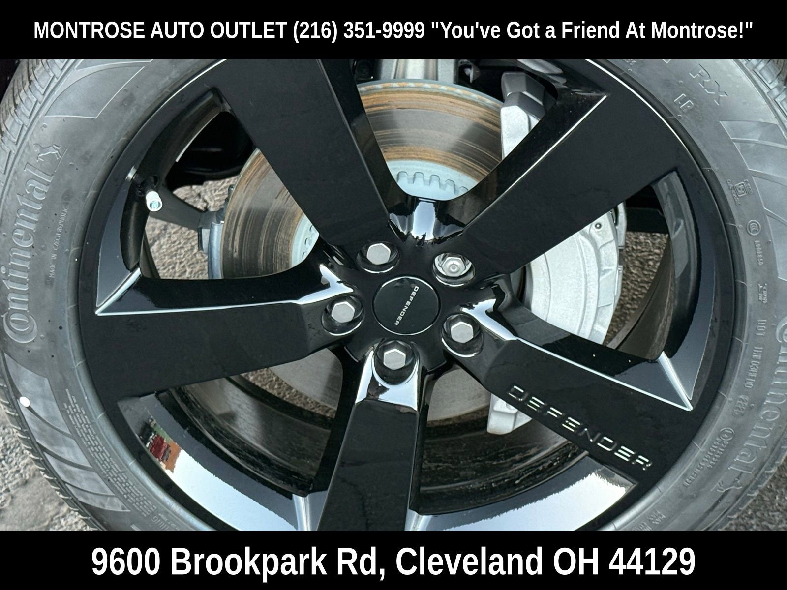 New 2026 Land Rover Defender 110 S image 10