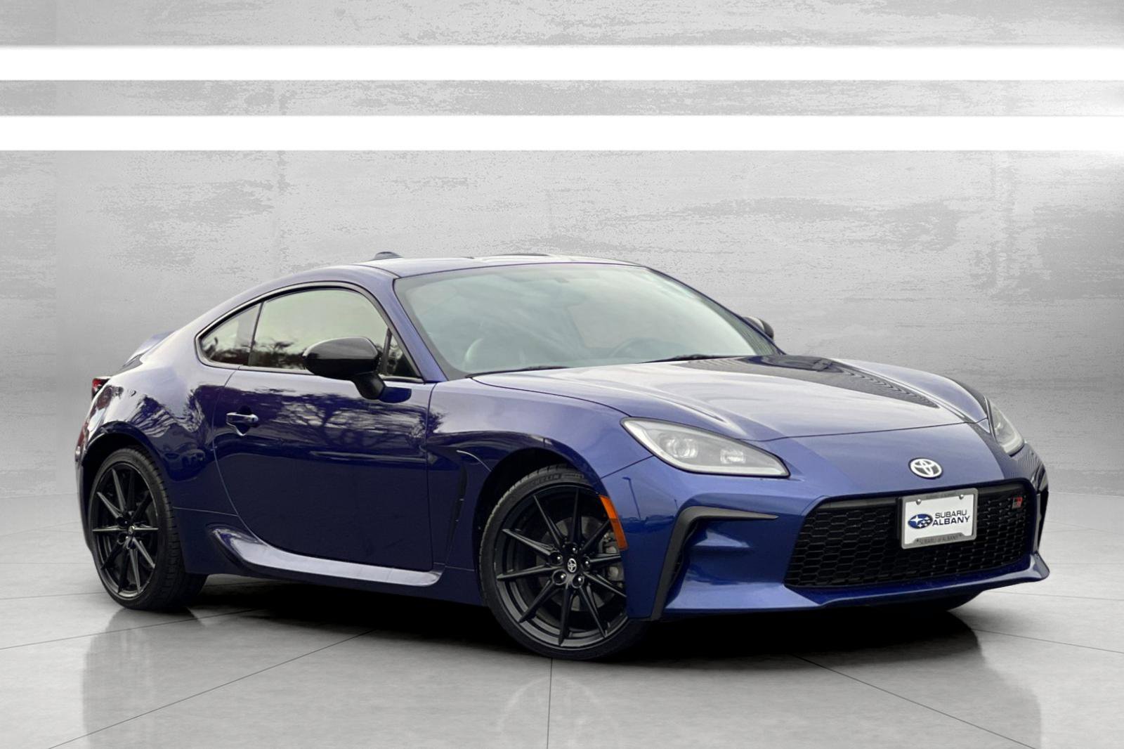 Used 2023 Toyota GR86 Premium image 2