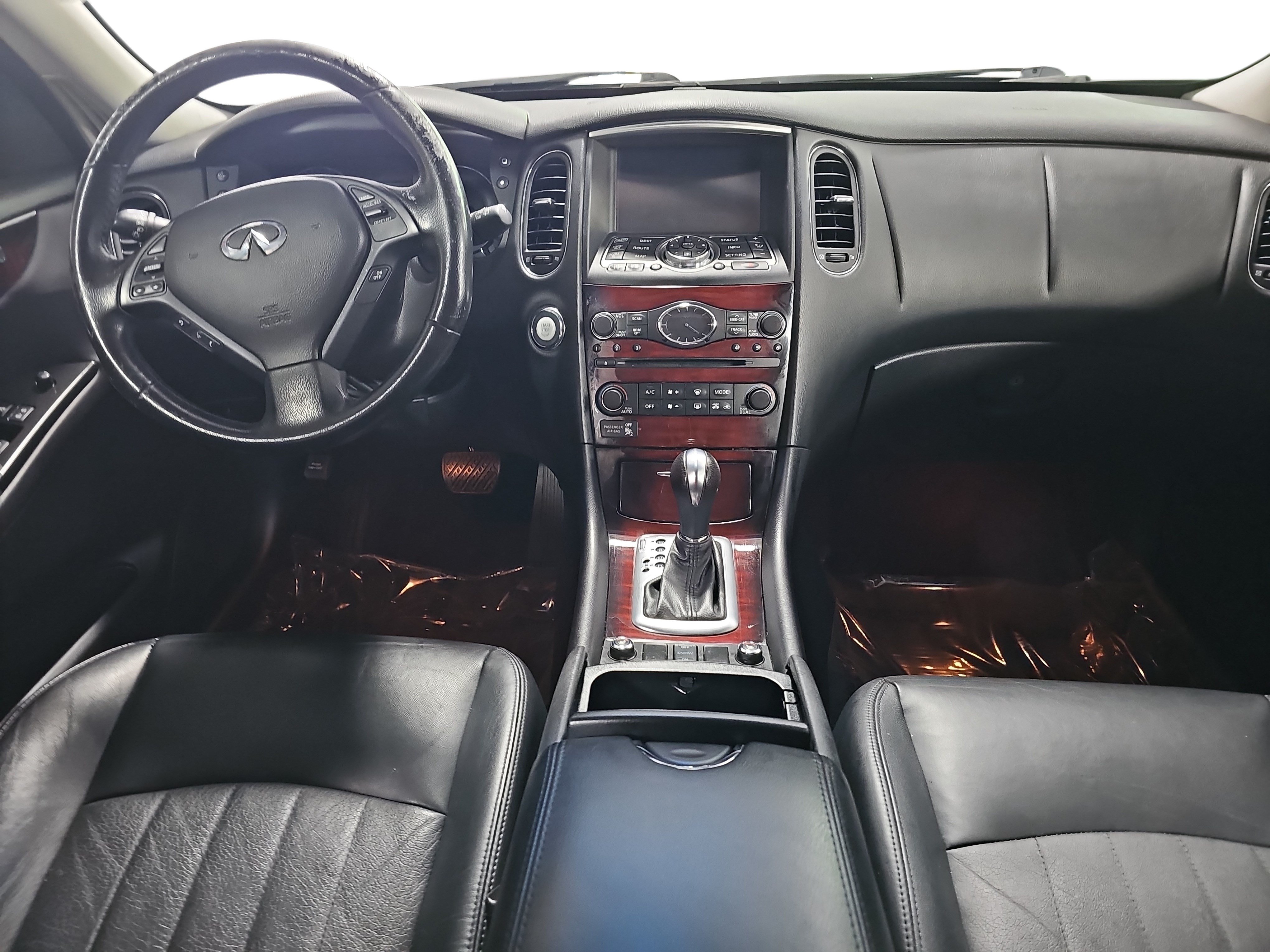 Used 2016 INFINITI QX50 2WD w/ Premium Plus Package image 9