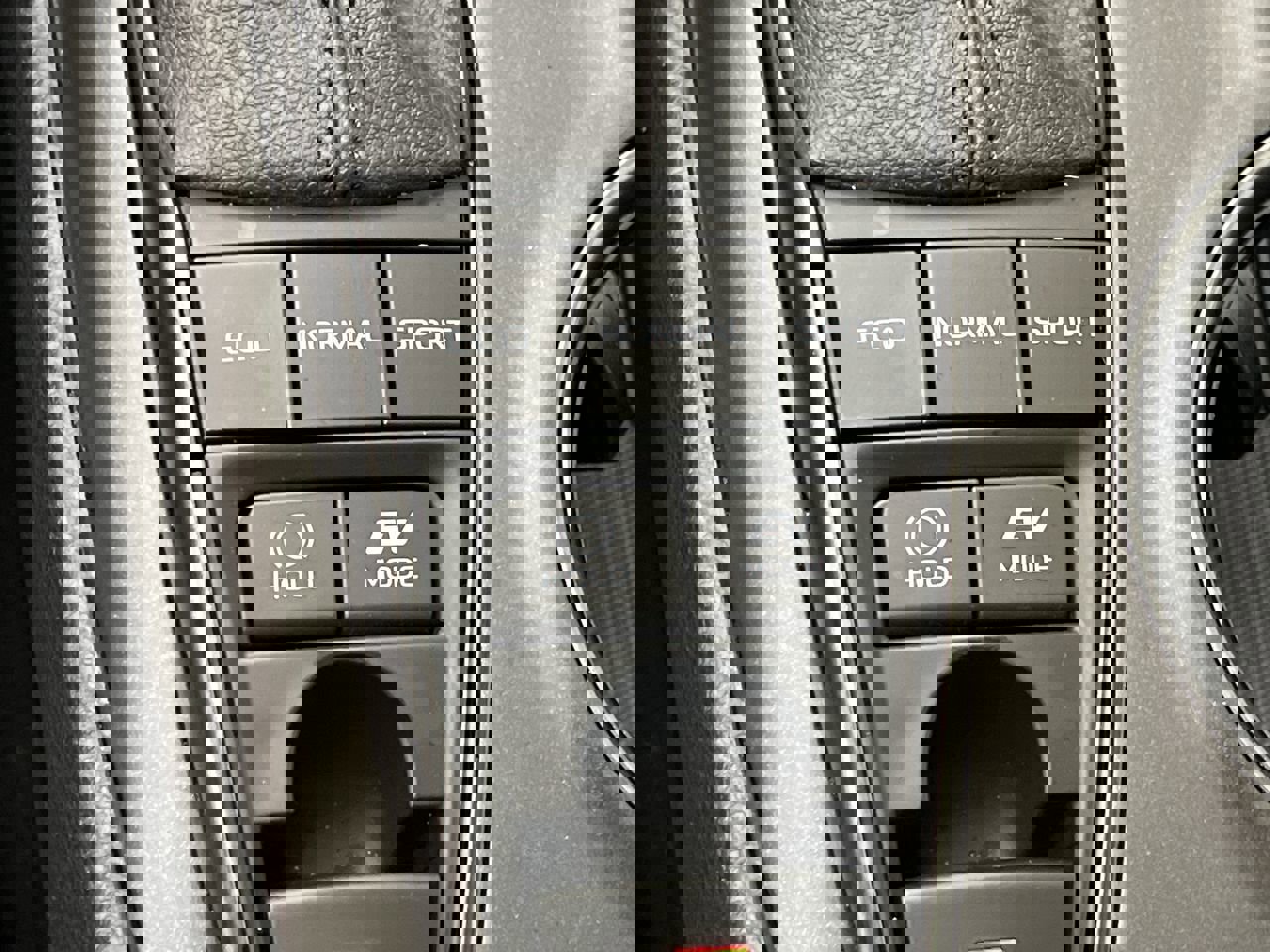 Used 2024 Toyota Camry XSE w/ Navigation Package FWD image 18