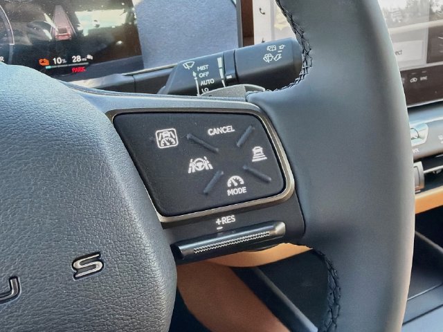 New 2026 Lexus ES 350e w/ Convenience Package FWD image 39