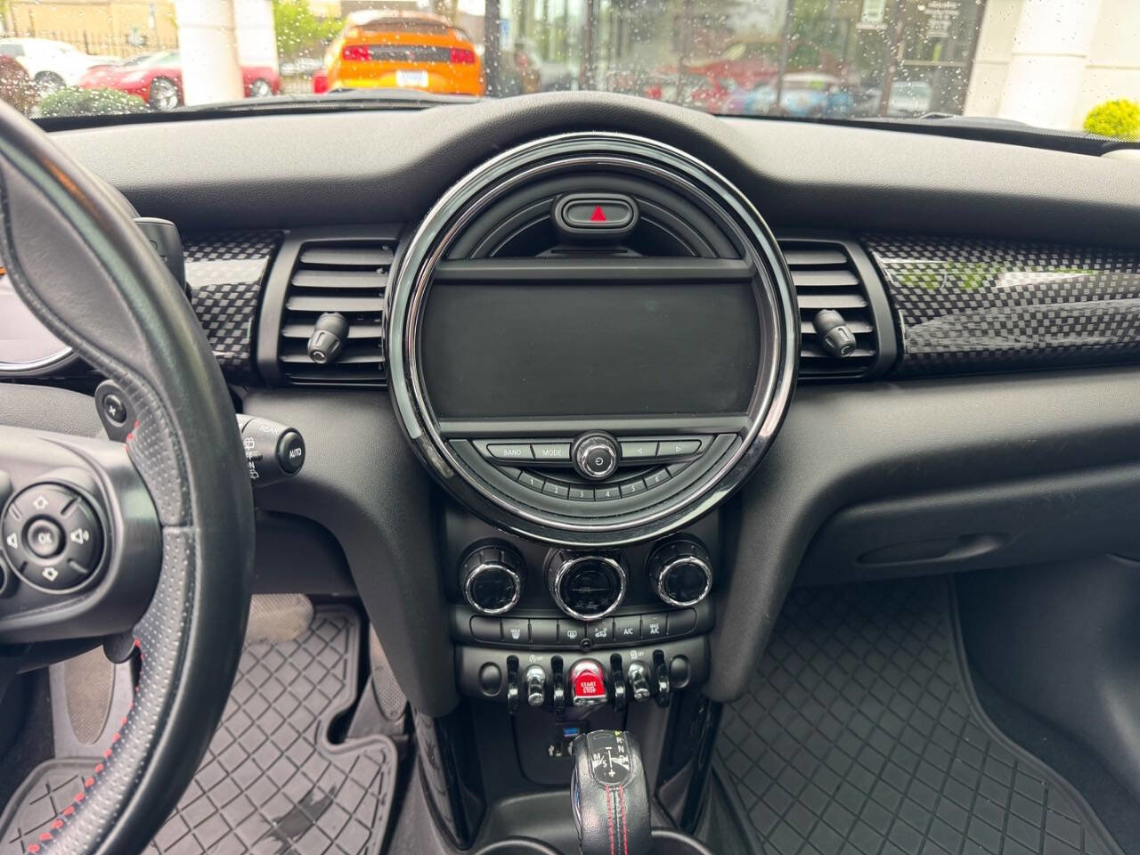 Used 2015 MINI Cooper S image 9