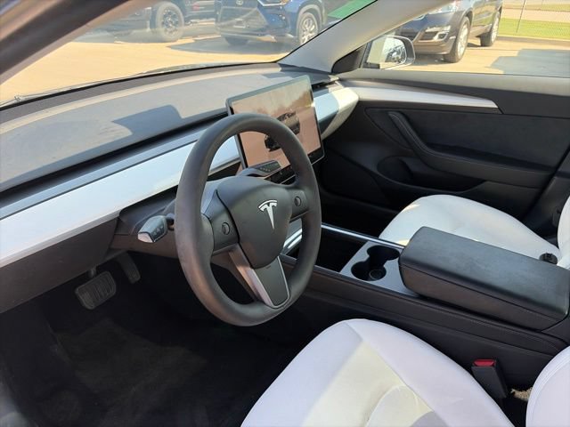 Used 2023 Tesla Model 3 Standard Range RWD image 13