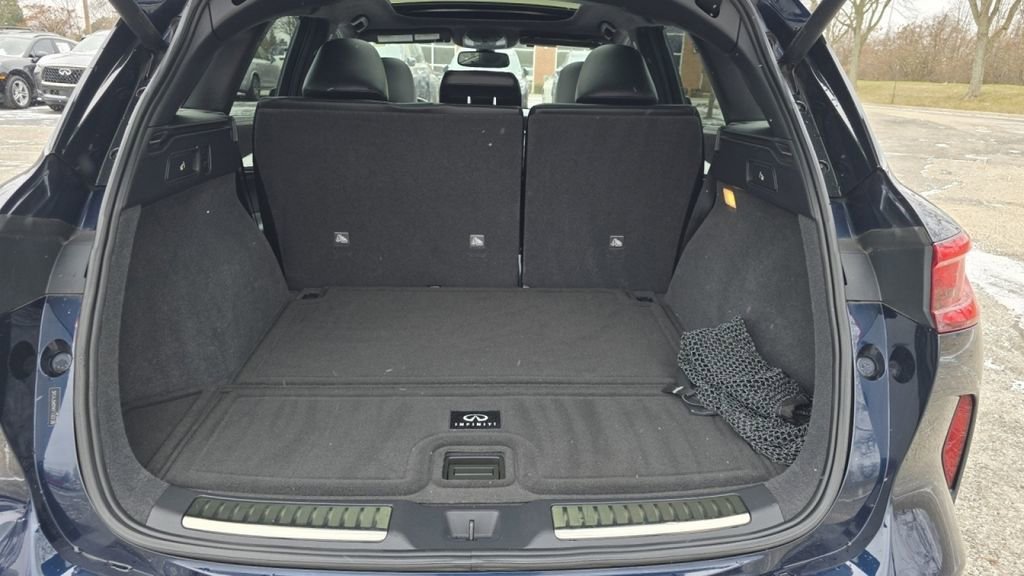 Used 2019 INFINITI QX50 Essential w/ Sensory Package image 19