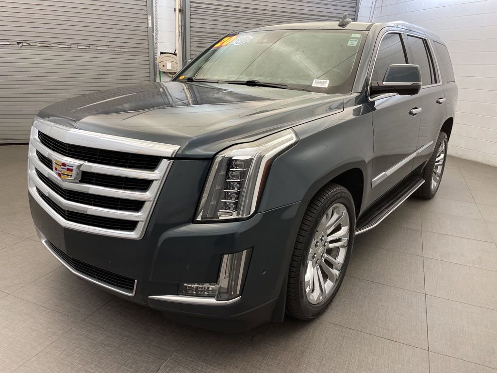 Used 2020 Cadillac Escalade Luxury w/ LPO, Radiant Package AWD/4WD image 3