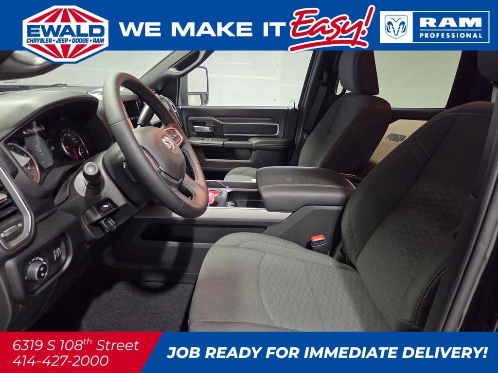 New 2025 RAM 3500 Big Horn image 9