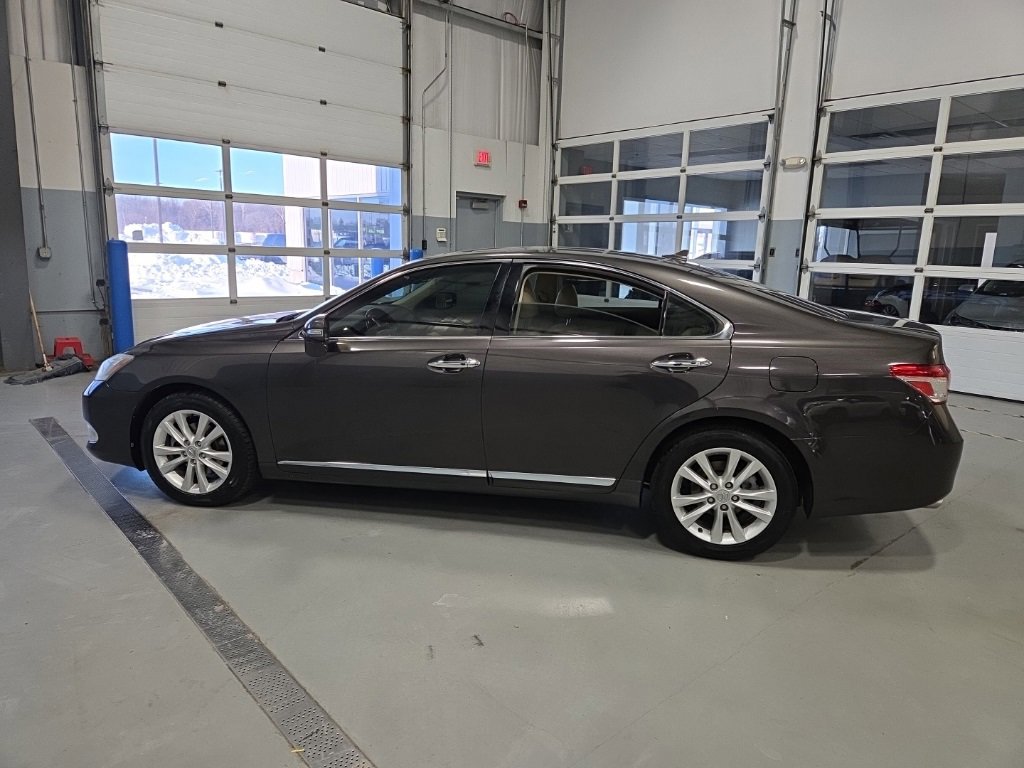 Used 2012 Lexus ES 350 image 9