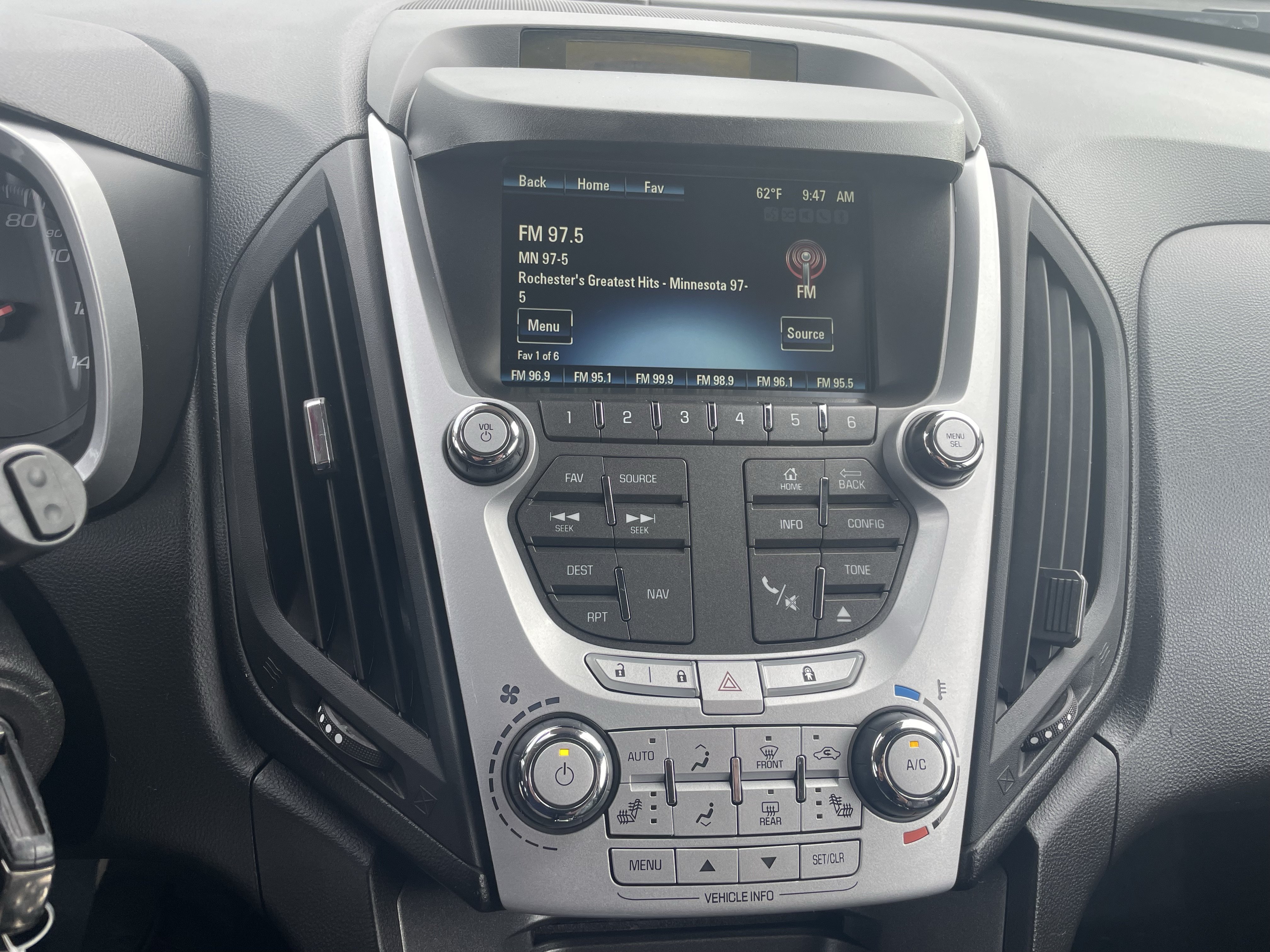 Used 2014 Chevrolet Equinox LTZ AWD/4WD image 20