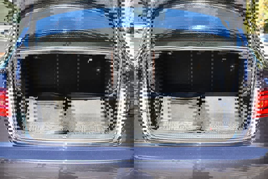 Used 2018 Audi A4 2.0T Ultra Premium w/ 18" Wheel Package image 24