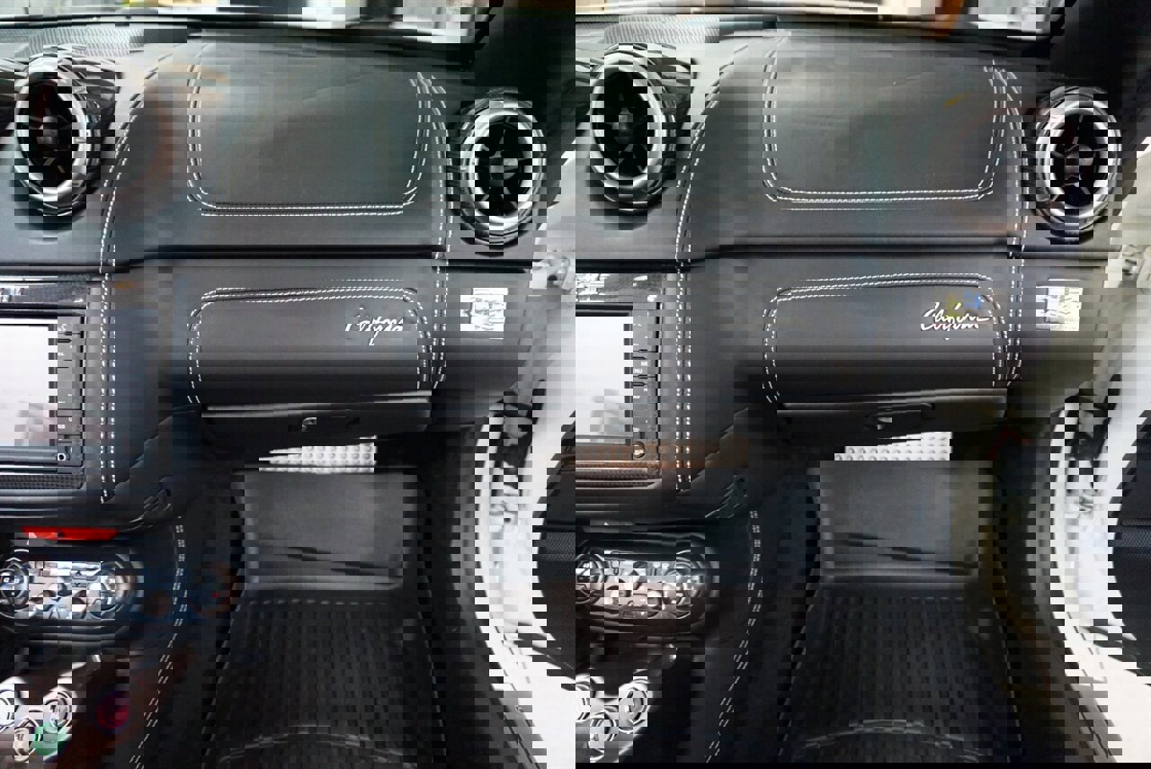 Used 2014 Ferrari California image 18