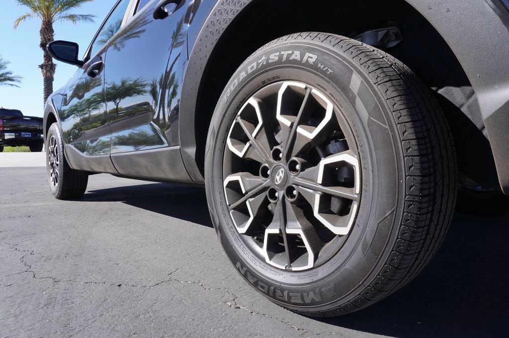 Used 2023 Hyundai Santa Cruz SEL w/ Cargo Package image 6