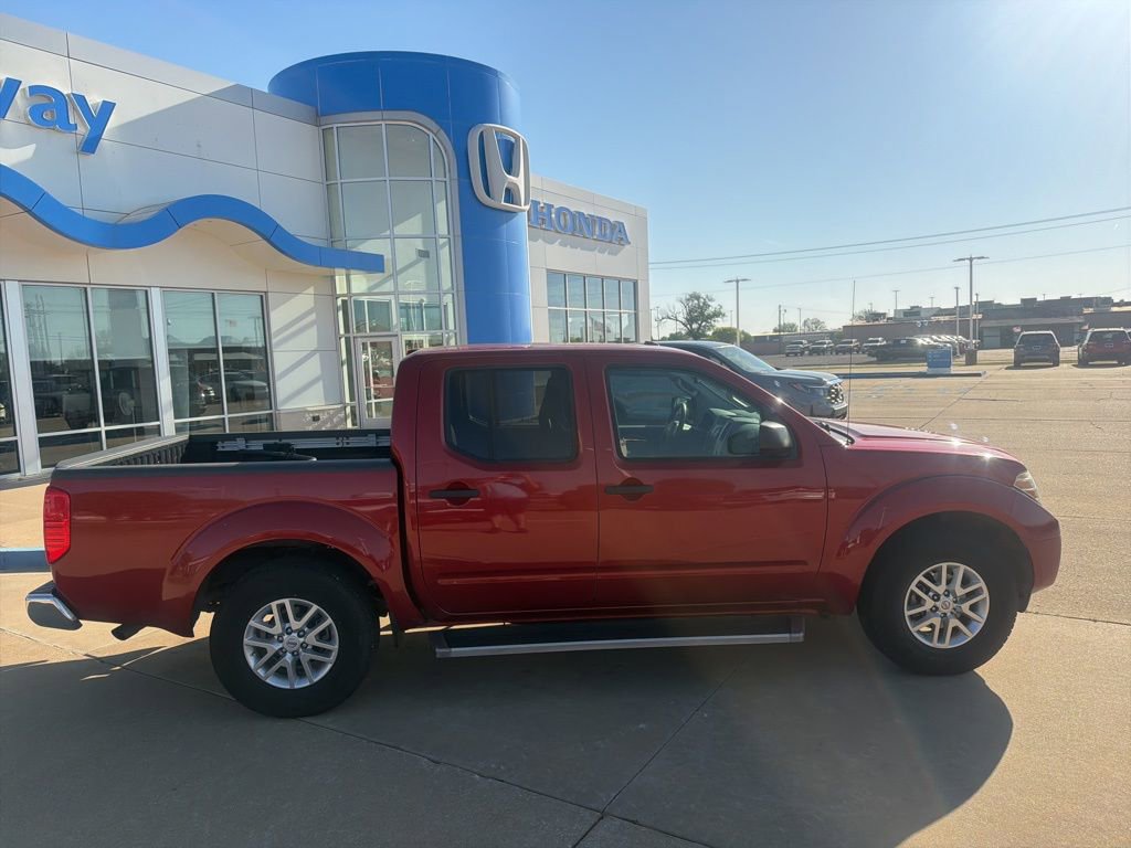 Used 2015 Nissan Frontier SV w/ SV Value Truck Package image 27