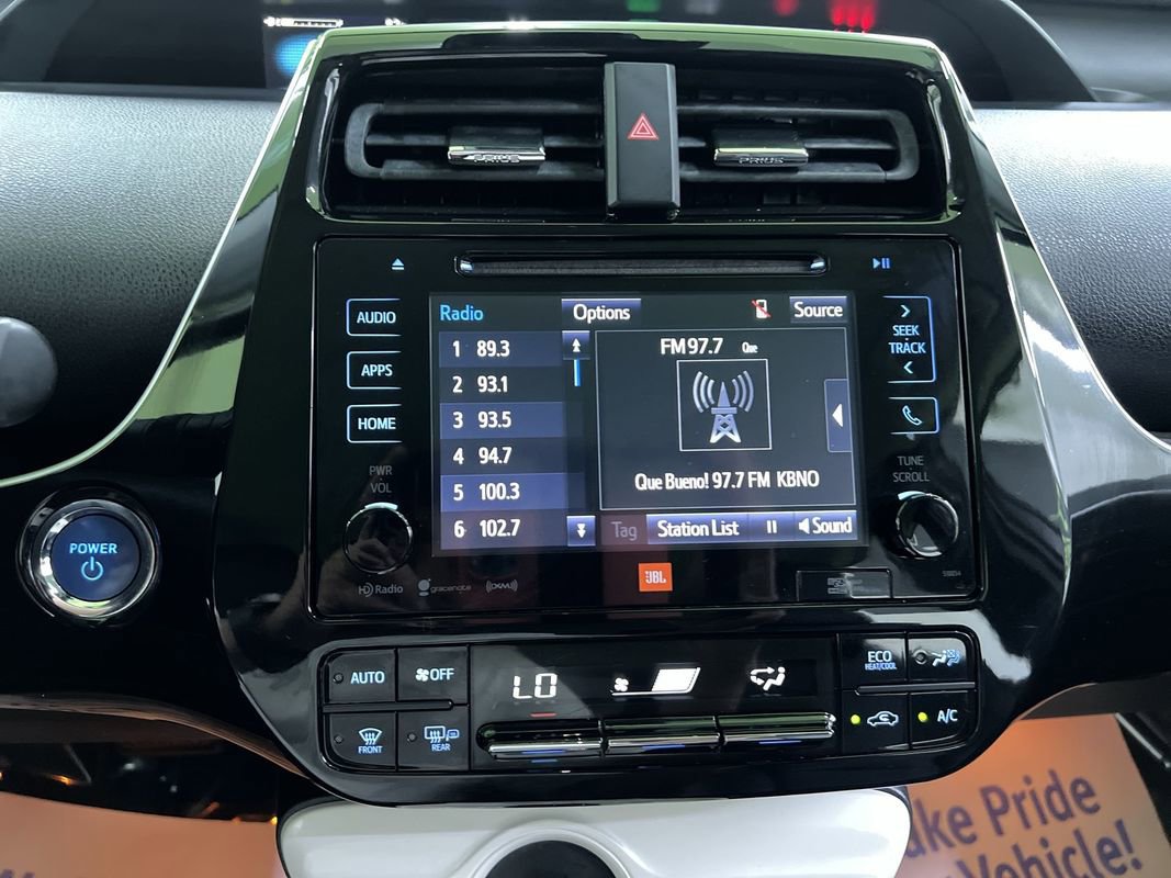Used 2017 Toyota Prius FWD image 21