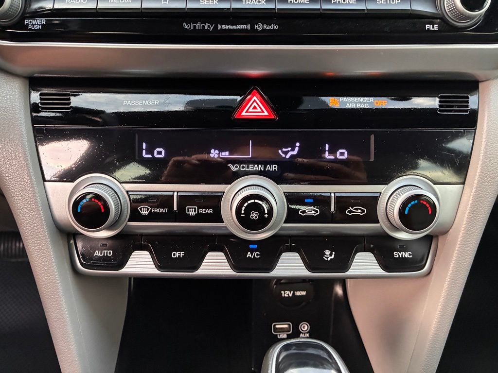 Used 2020 Hyundai Elantra Limited FWD image 34