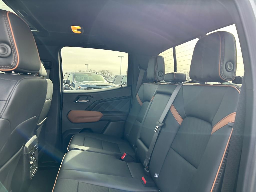 New 2026 GMC Canyon AT4 w/ Technology Plus Package AWD/4WD image 34
