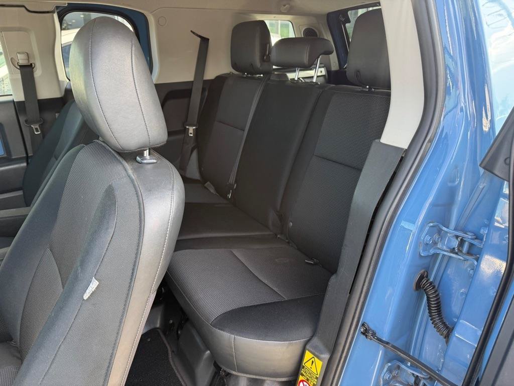 Used 2012 Toyota FJ Cruiser 4WD image 15