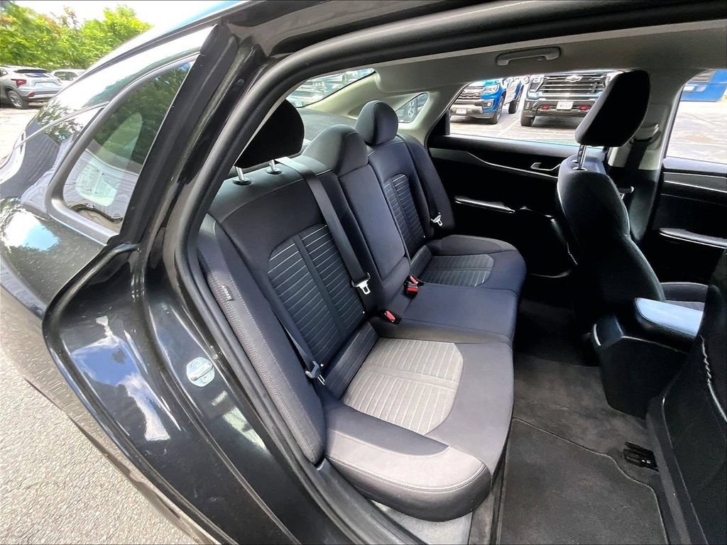 Used 2025 Kia K5 LXS FWD image 15